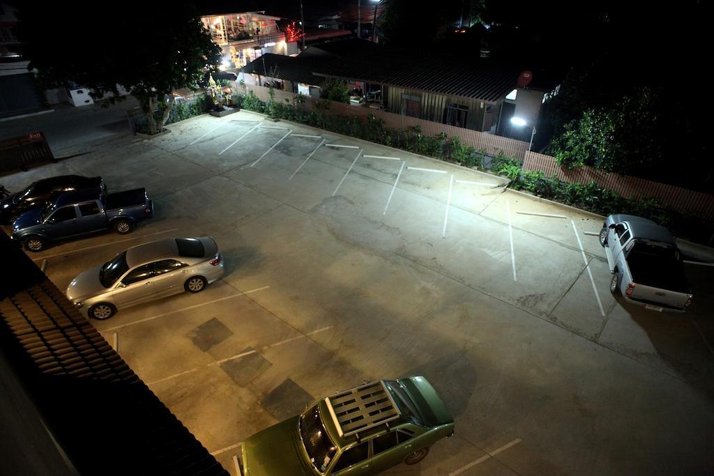 The Corner Hotel (Adults Only) Chiang Rai Exterior foto
