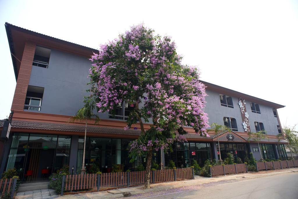 The Corner Hotel (Adults Only) Chiang Rai Exterior foto